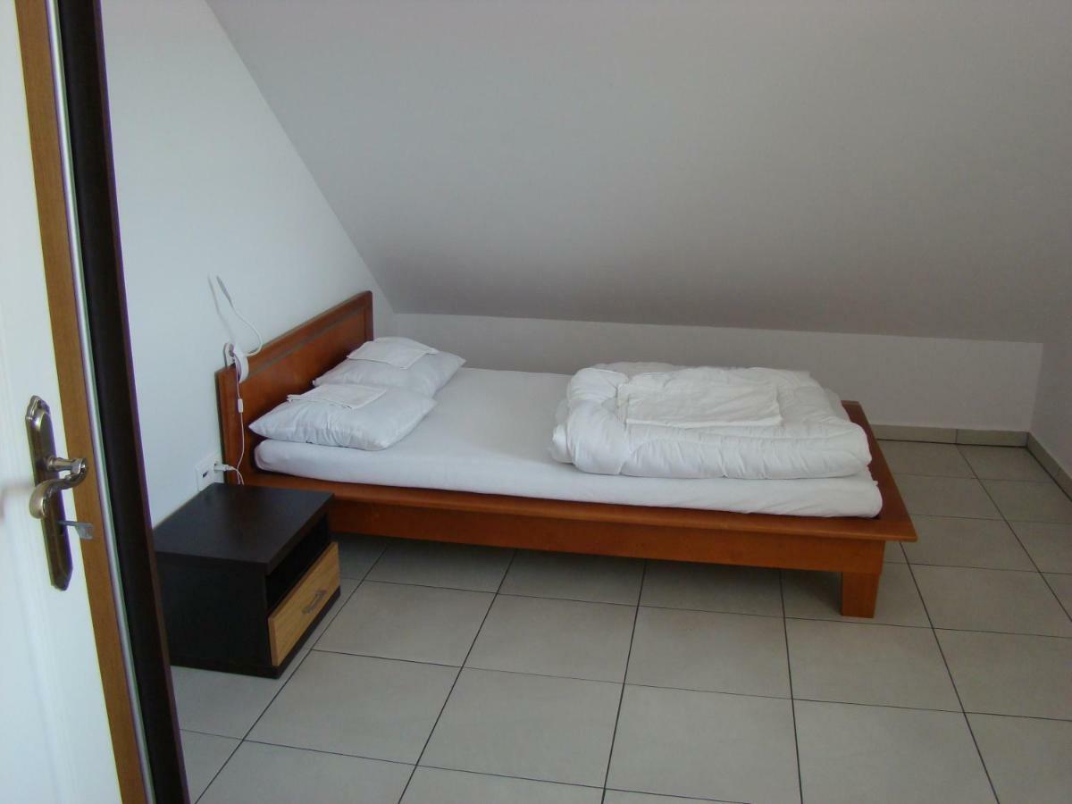 Mylin Villa Chrzypsko Wielkie Екстериор снимка